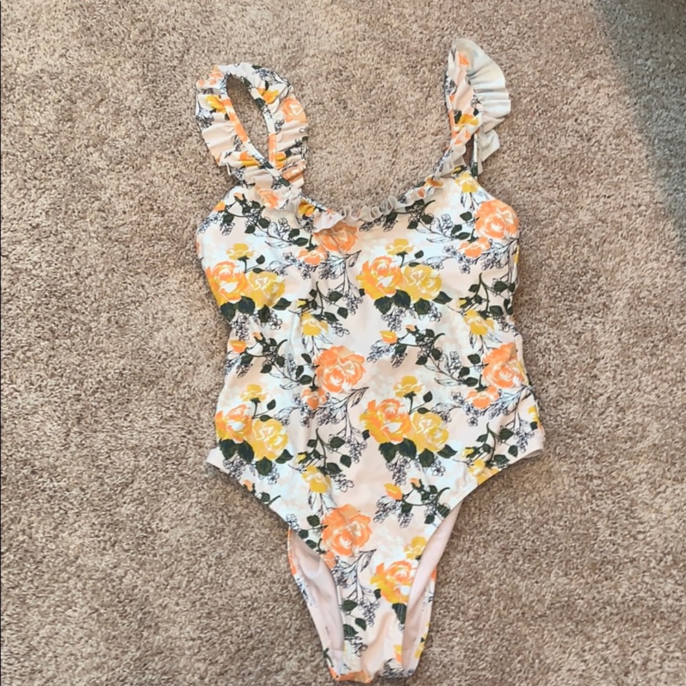 One-Piece Swimsuit - Picture 3 of 11